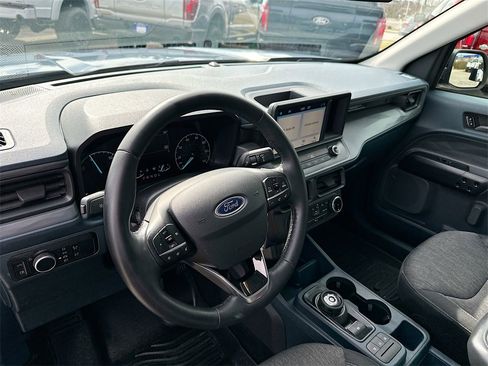 Certified 2024 Ford Maverick XLT w/ XLT Luxury Package image 10