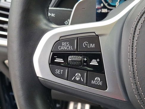 Used 2022 BMW X5 xDrive45e w/ M Sport Package image 22