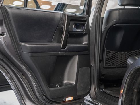 Used 2019 Toyota 4Runner Limited AWD/4WD image 37