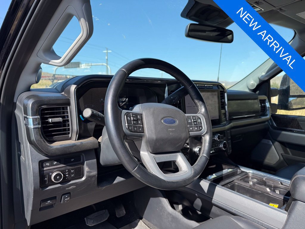 Used 2024 Ford F350 Lariat w/ Lariat Ultimate Package AWD/4WD image 12