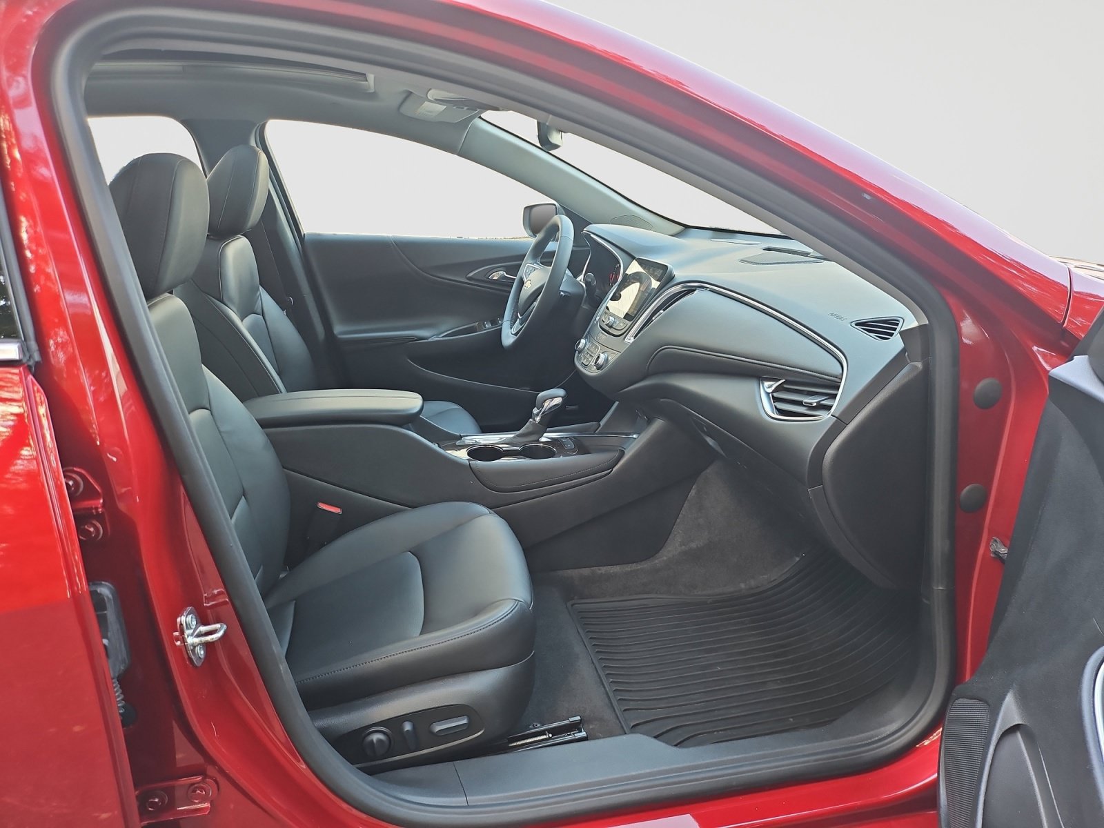 Used 2023 Chevrolet Malibu LT w/ Driver Confidence Package FWD image 18