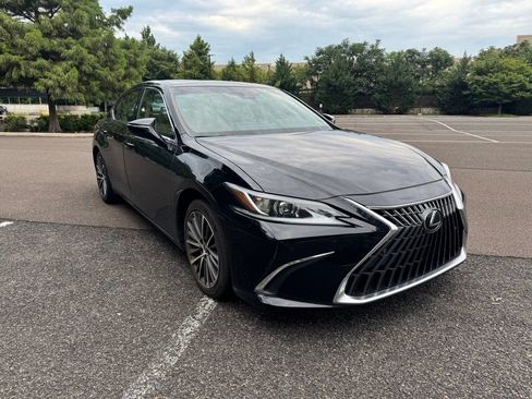 Used 2024 Lexus ES 350 w/ Premium Package FWD image 5