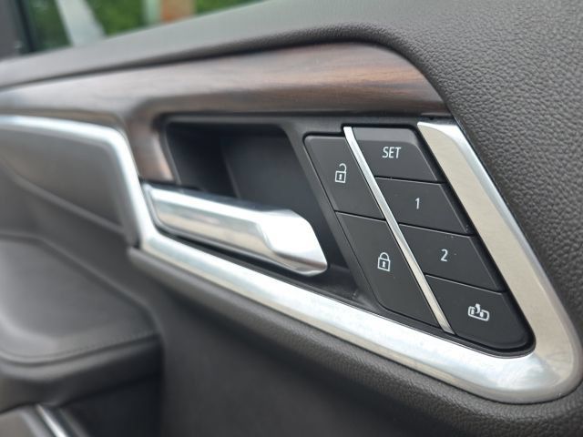 Used 2022 GMC Sierra 1500 SLT AWD/4WD image 27