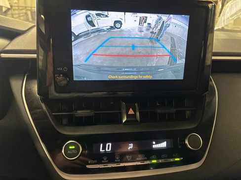 Used 2023 Toyota Corolla LE FWD image 13