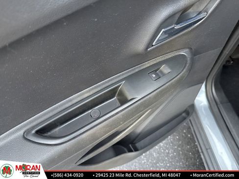 Used 2020 Chevrolet Trax LS image 19