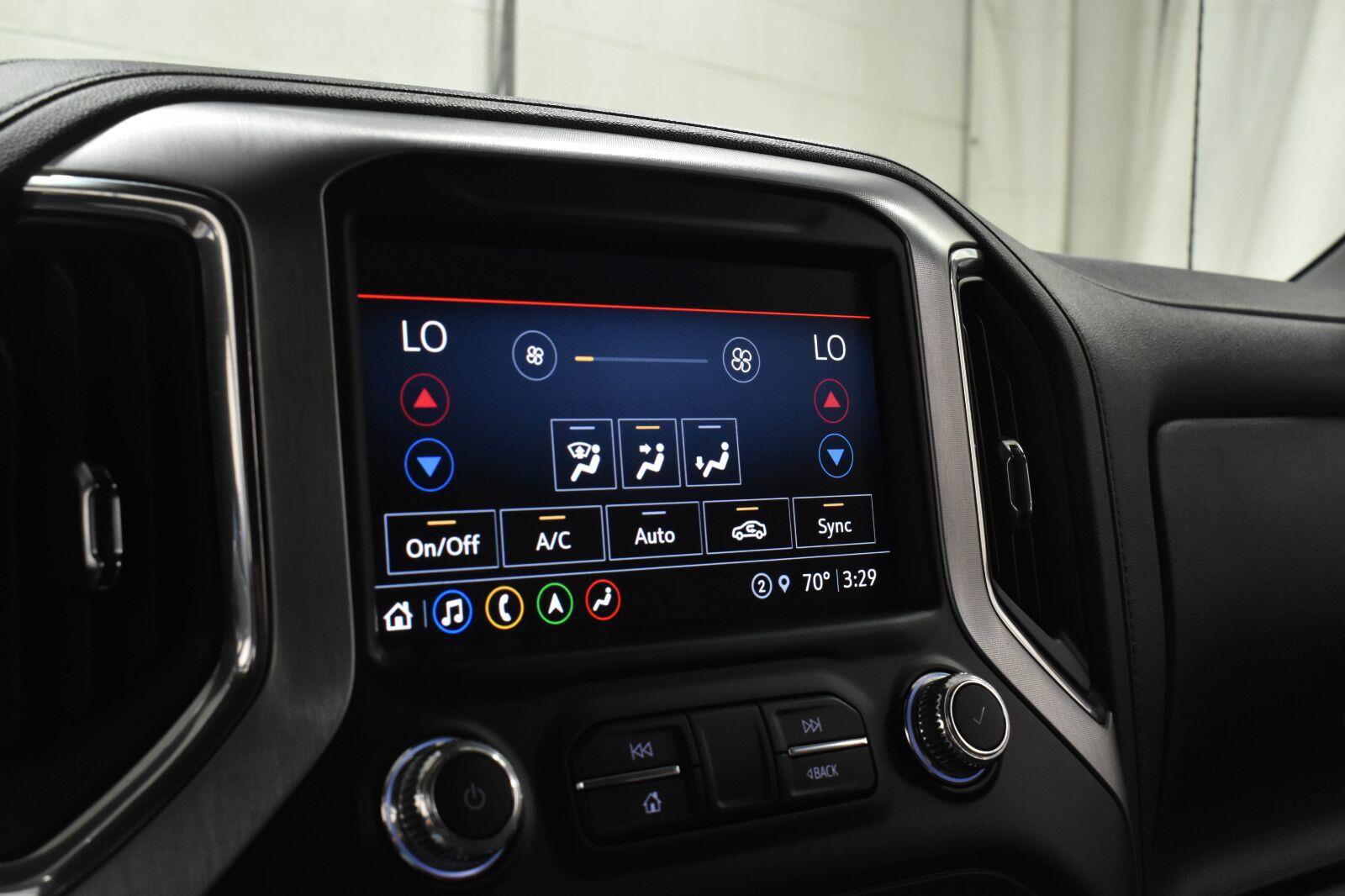 Used 2022 GMC Sierra 1500 SLT w/ SLT Premium Plus Package AWD/4WD image 15