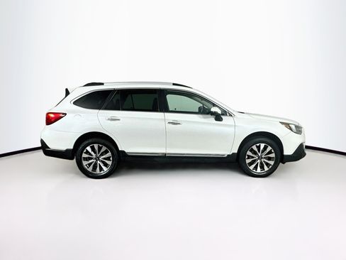 Used 2019 Subaru Outback 3.6R Touring w/ Popular Package #3A AWD/4WD image 10