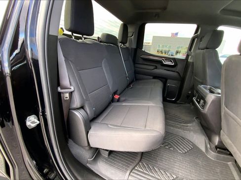 Used 2024 Chevrolet Silverado 1500 LT Trail Boss w/ LPO, Dark Essentials Package image 39