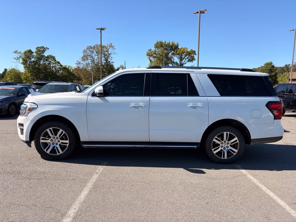 Used 2022 Ford Expedition Max Limited AWD/4WD image 4