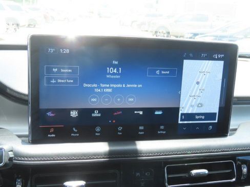 Used 2022 Lincoln Nautilus FWD w/ Premium Package image 30