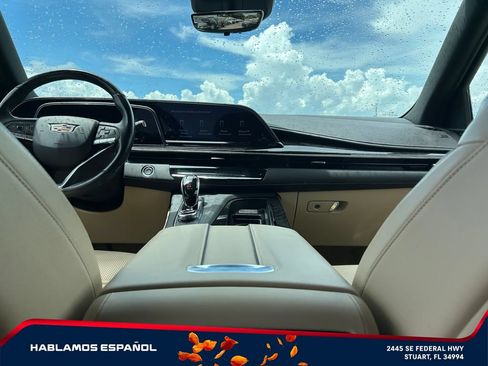 Used 2021 Cadillac Escalade ESV Premium Luxury w/ Driver Assist Tech Package RWD image 16