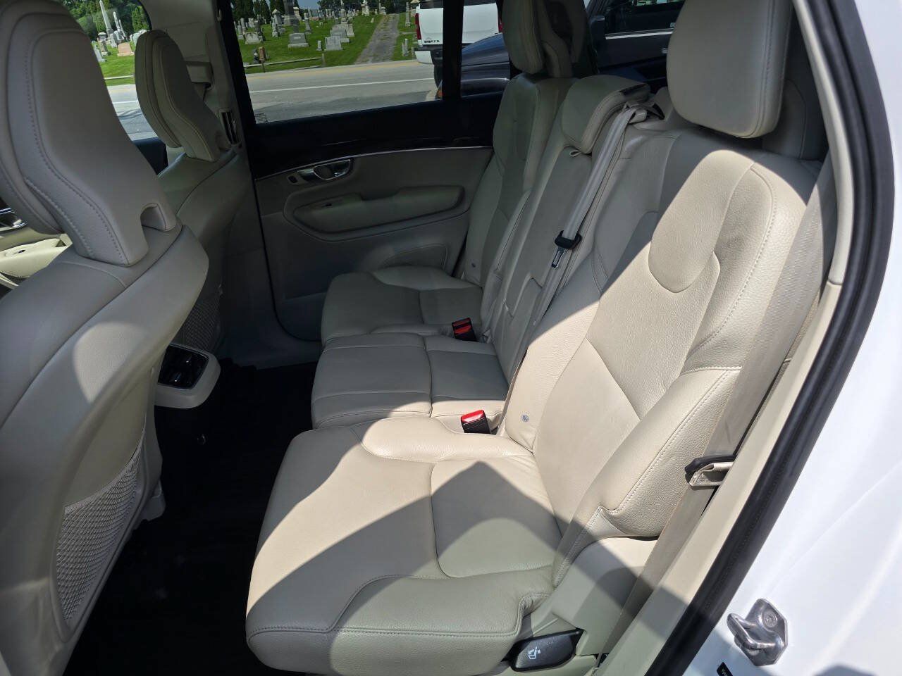 Used 2019 Volvo XC90 T6 Momentum w/ Advanced Package AWD/4WD image 20