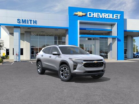New 2026 Chevrolet Trax LT image 1