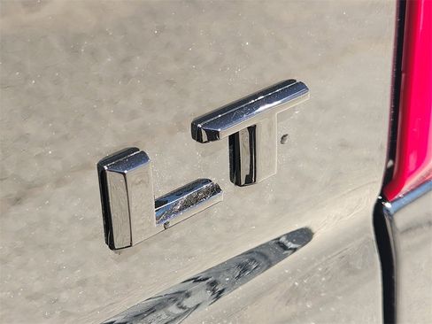 New 2026 Chevrolet Silverado 1500 LT Trail Boss w/ Dark Appearance Package image 7