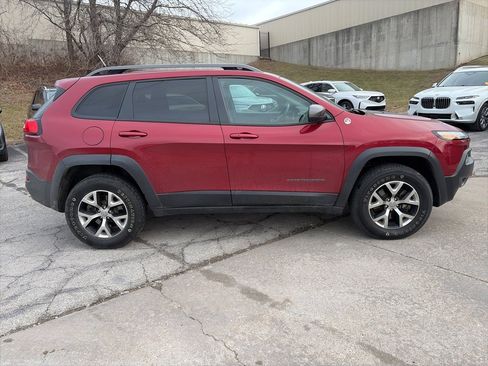 Used 2014 Jeep Cherokee Trailhawk w/ Comfort/Convenience Group image 4