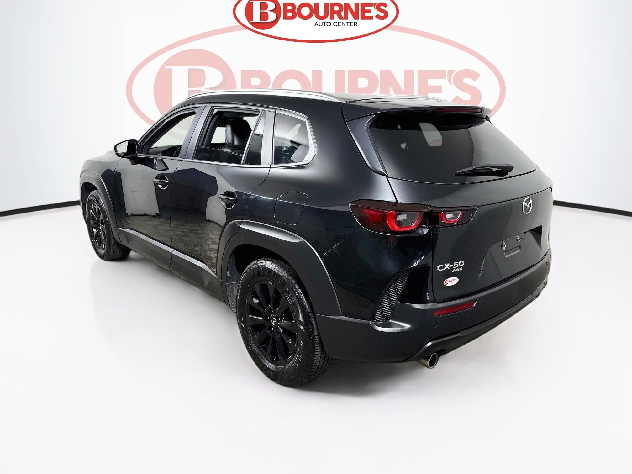 Used 2026 MAZDA CX-50 AWD 2.5 S w/ Preferred Pkg image 9