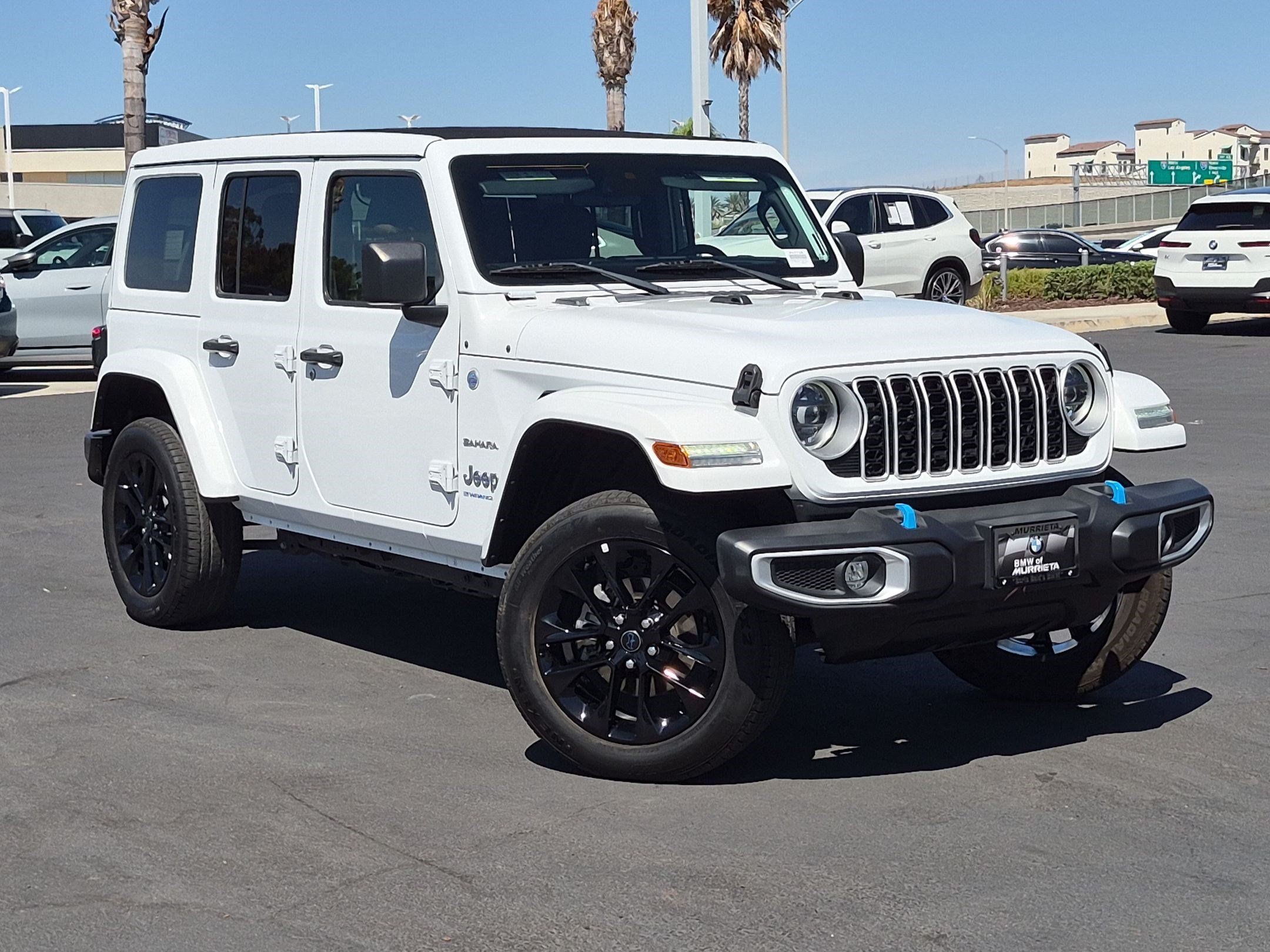 Used 2024 Jeep Wrangler Unlimited Sahara w/ Safety Group AWD/4WD image 2