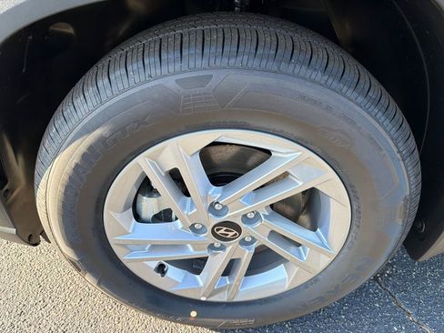 New 2026 Hyundai Tucson SE image 11