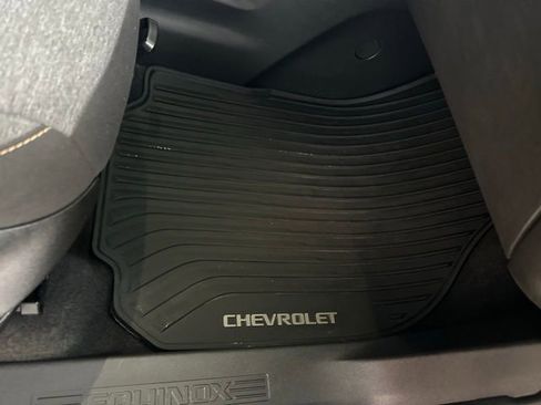 Used 2023 Chevrolet Equinox LT image 14