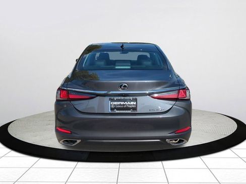 New 2025 Lexus ES 350 Ultra Luxury image 5