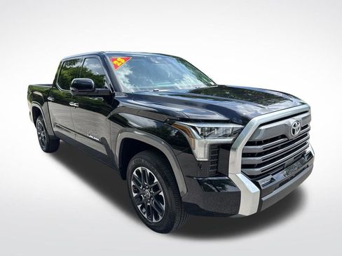 Used 2023 Toyota Tundra Limited AWD/4WD image 3
