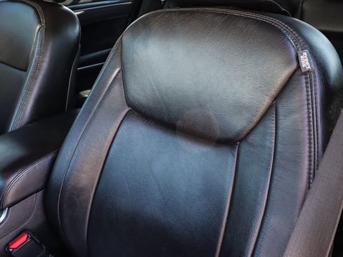 Used 2018 Chrysler 300 Touring w/ Sport Appearance Package image 29