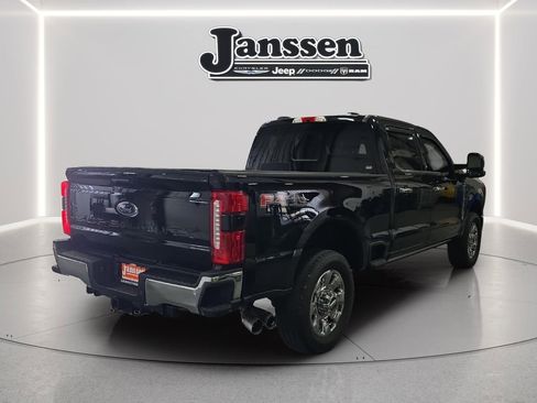Used 2024 Ford F250 Lariat w/ Lariat Ultimate Package AWD/4WD image 5