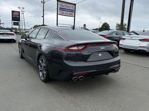 Used 2019 Kia Stinger GT1 RWD image 4