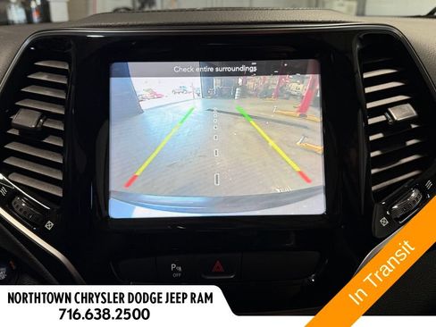 Used 2020 Jeep Cherokee Limited AWD/4WD image 16