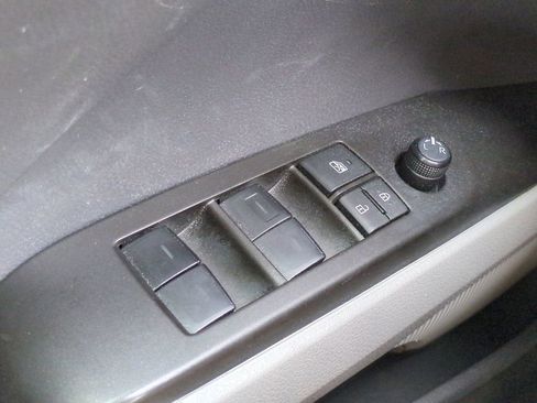 Used 2024 Toyota Camry LE FWD image 21
