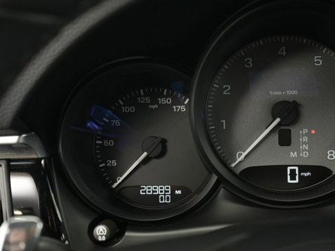 Used 2022 Porsche Macan S image 48