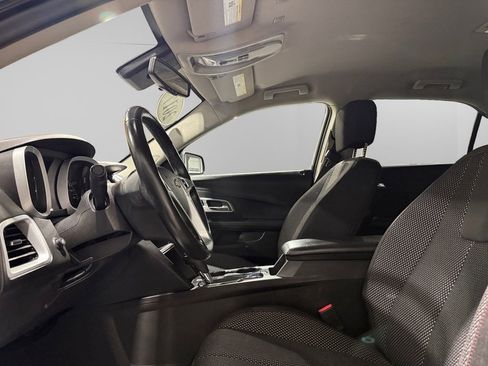 Used 2017 Chevrolet Equinox LT w/ Convenience Package image 21