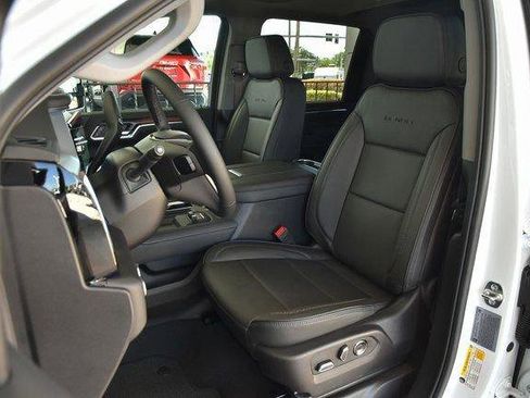 New 2025 GMC Sierra 2500 Denali w/ Denali Reserve Package image 32