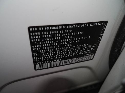 Used 2022 Volkswagen Tiguan SE w/ Panoramic Sunroof Package AWD/4WD image 41