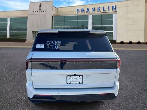 New 2026 Lincoln Navigator Black Label AWD/4WD image 6