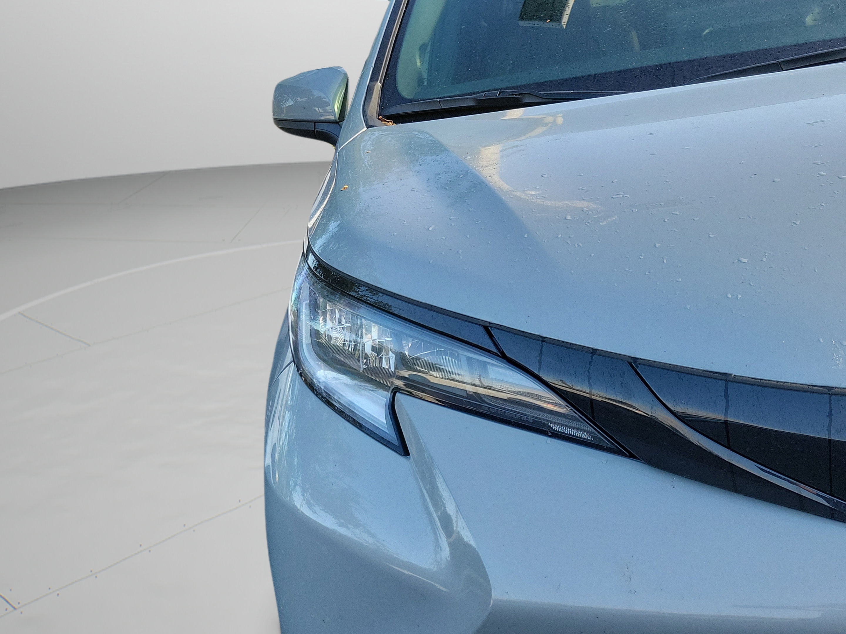Used 2026 Toyota Sienna XLE Woodland Edition AWD/4WD image 15