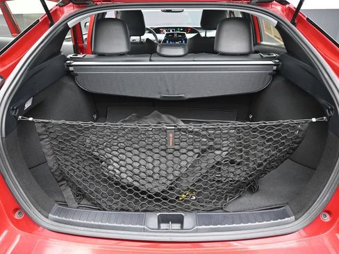 Certified 2019 Toyota Prius XLE AWD/4WD image 28