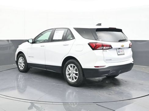 Used 2024 Chevrolet Equinox LS w/ LS Convenience Package FWD image 9