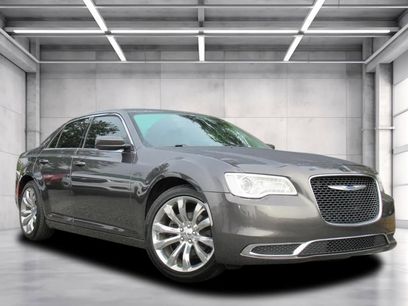 Used 2019 Chrysler 300 Touring w/ Quick Order Package 2EF