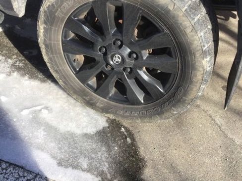 Used 2021 Toyota Tundra Limited image 5