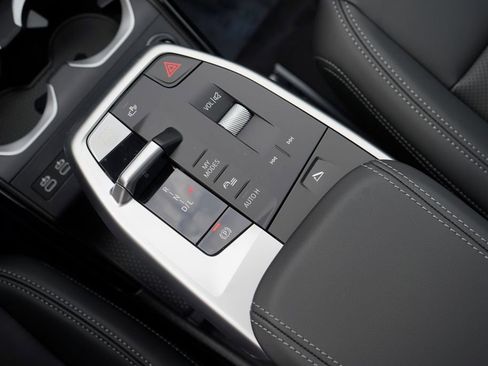 New 2026 BMW X1 xDrive28i w/ Technology Package image 18