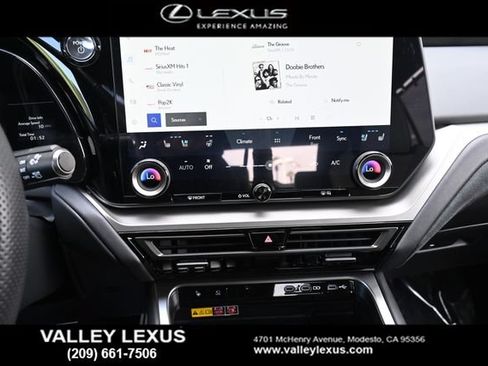 Used 2025 Lexus TX 500h AWD w/ Technology Package image 8