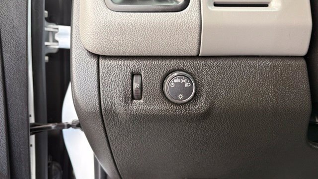 Used 2018 Chevrolet Colorado W/T w/ WT Convenience Package RWD image 31