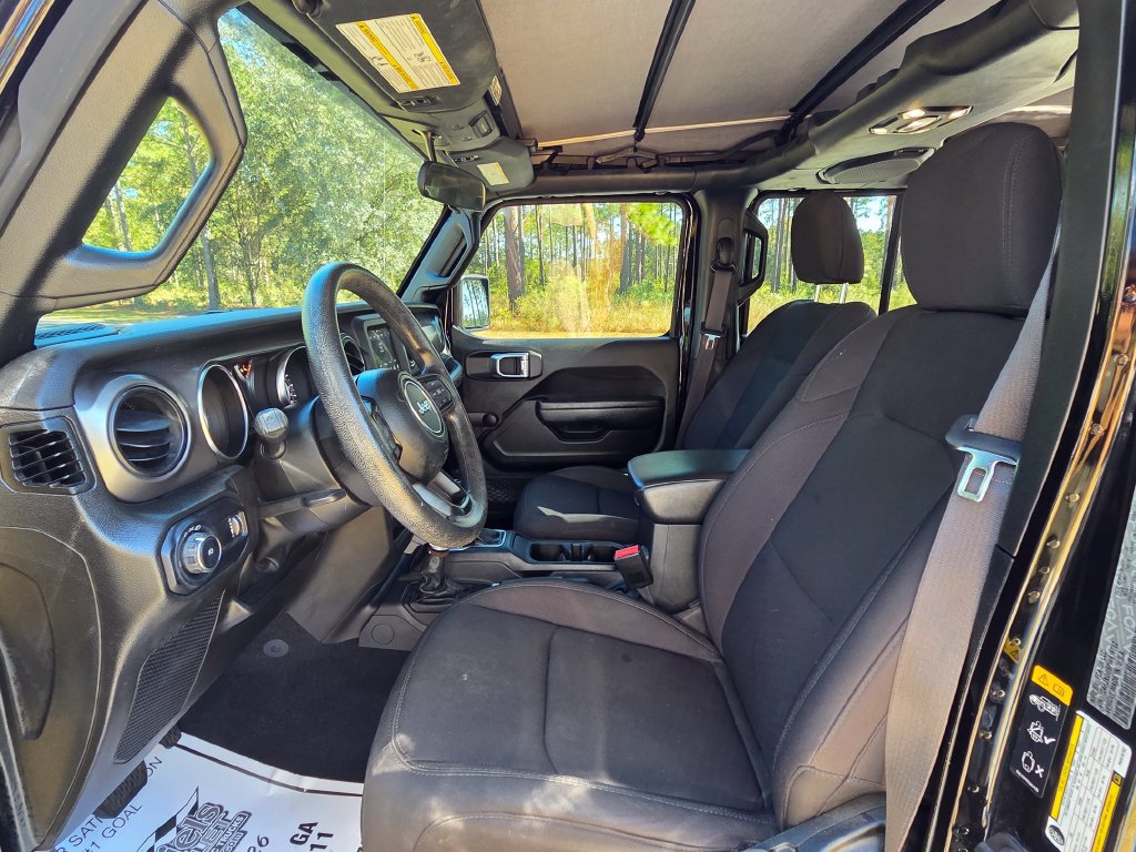 Used 2023 Jeep Wrangler Unlimited Sport AWD/4WD image 14