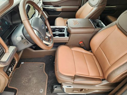 New 2026 Ford F350 King Ranch w/ FX4 Off-Road Package image 9
