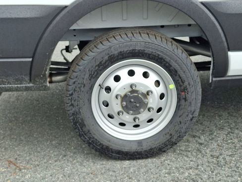 New 2026 Ford Transit 150 148 Medium Roof AWD image 5