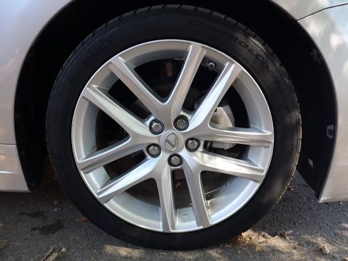 Used 2015 Lexus CT 200h w/ Navigation Package FWD image 45