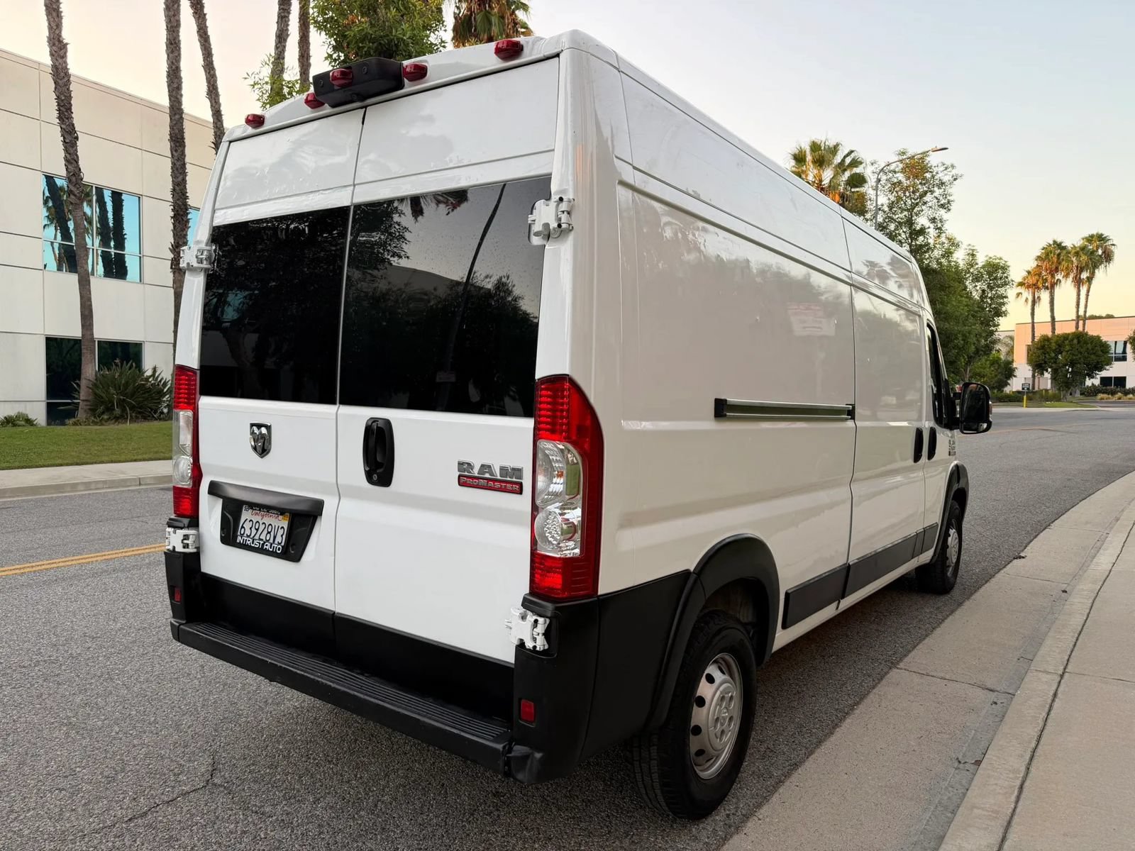 Used 2021 RAM ProMaster 2500 FWD image 6