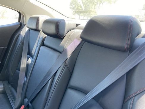 Used 2016 MAZDA MAZDA3 s Touring FWD image 11