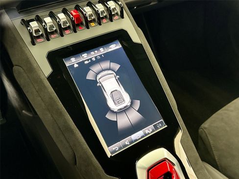 Used 2023 Lamborghini Huracan Tecnica image 22
